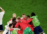 开云体育直播-狼堡队在本土足球比赛中赢得比赛