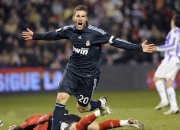 开云体育APP下载-年度焦点之战，凯恩接管比赛，勒沃库森轻取佛罗伦萨