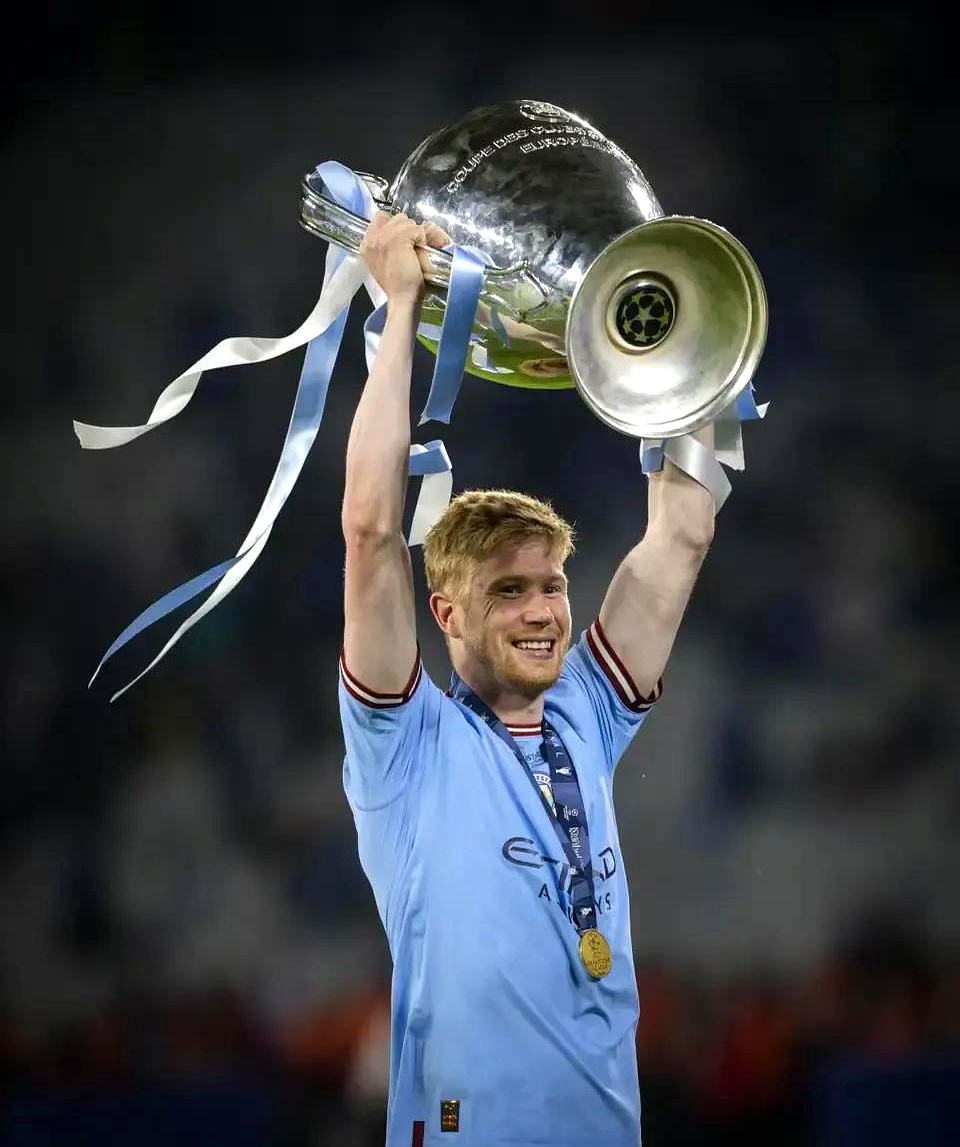 包含皇马险胜瑞士，德布劳内高光表现的词条