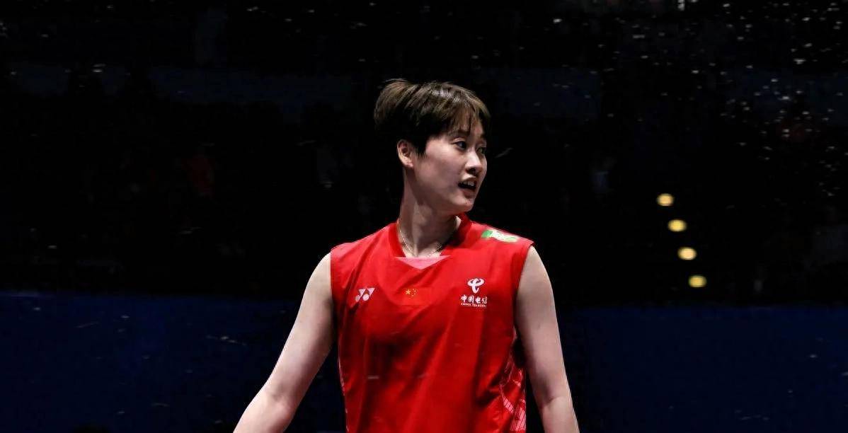 包含中国队轻取法国队，陈雨菲状态火热的词条