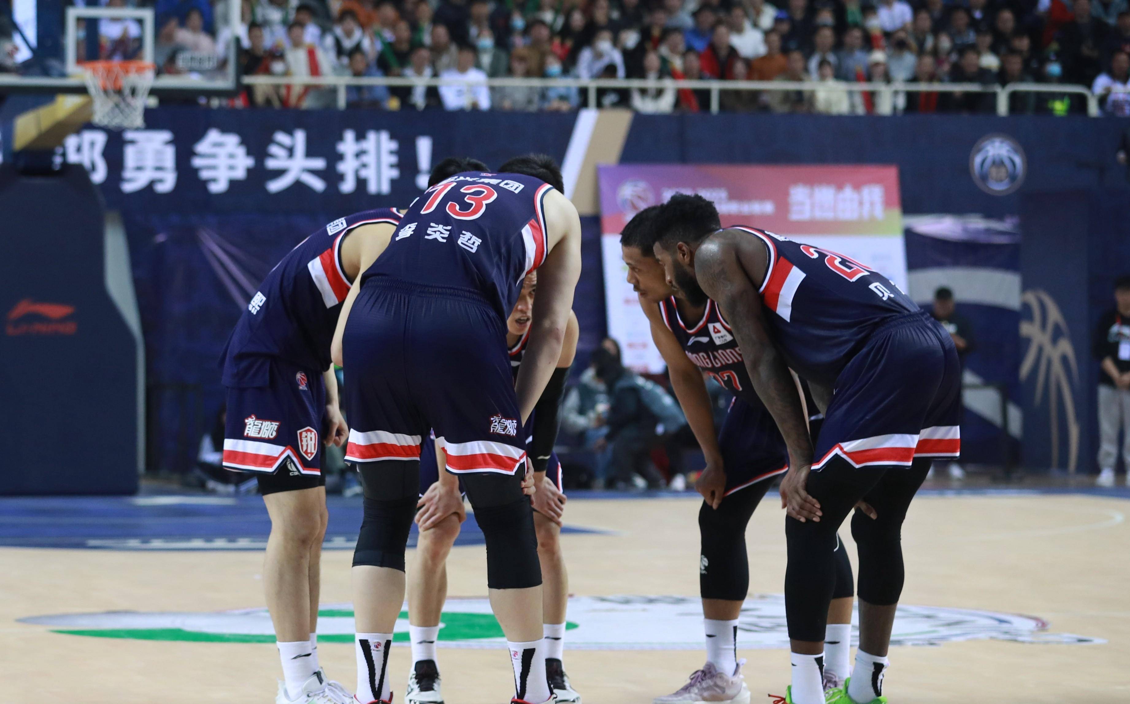 陕西大学战胜那霸风林：大学联赛赛场成绩优异的简单介绍