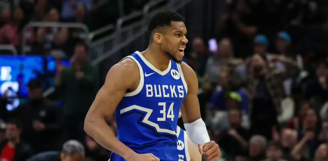 包含雄鹿主场轻取太阳,字母哥状态火热低迷的太阳难有作为的词条 包含雄鹿主场轻取太阳,字母哥状态火热低迷的太阳难有作为的词条