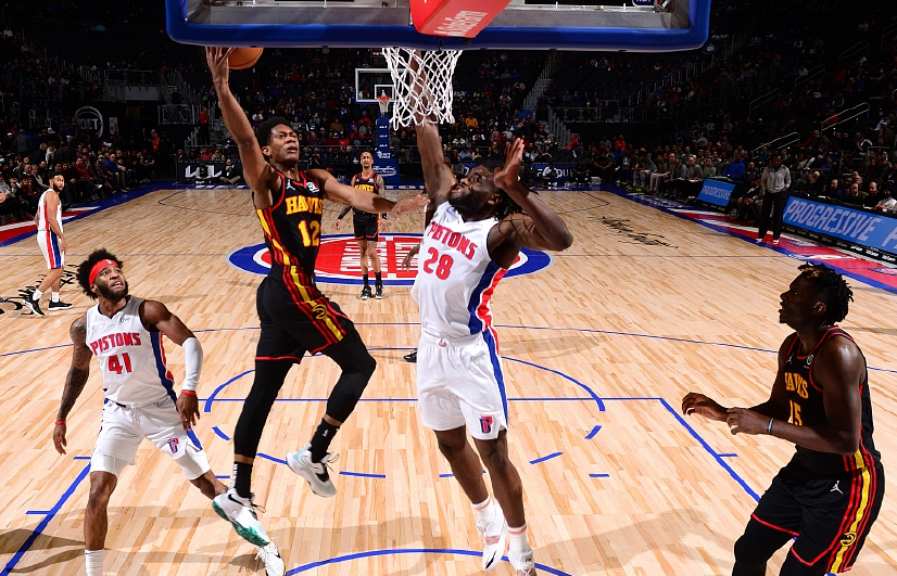 篮网在加时赛中惊险逆转，实现五连胜