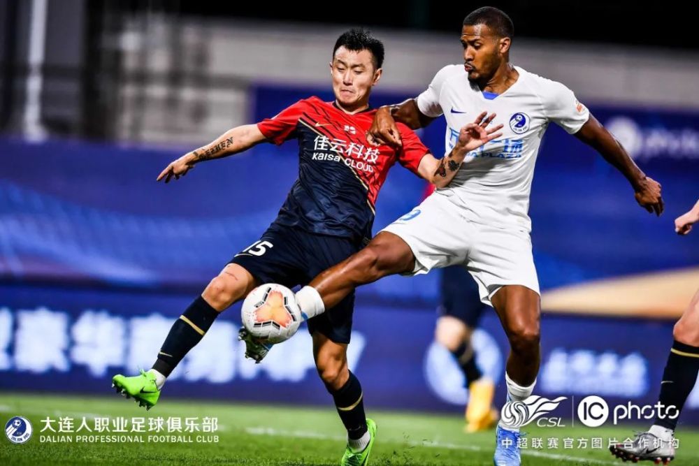 关于大连人主场不敌深圳佳兆业，遭遇连败的信息