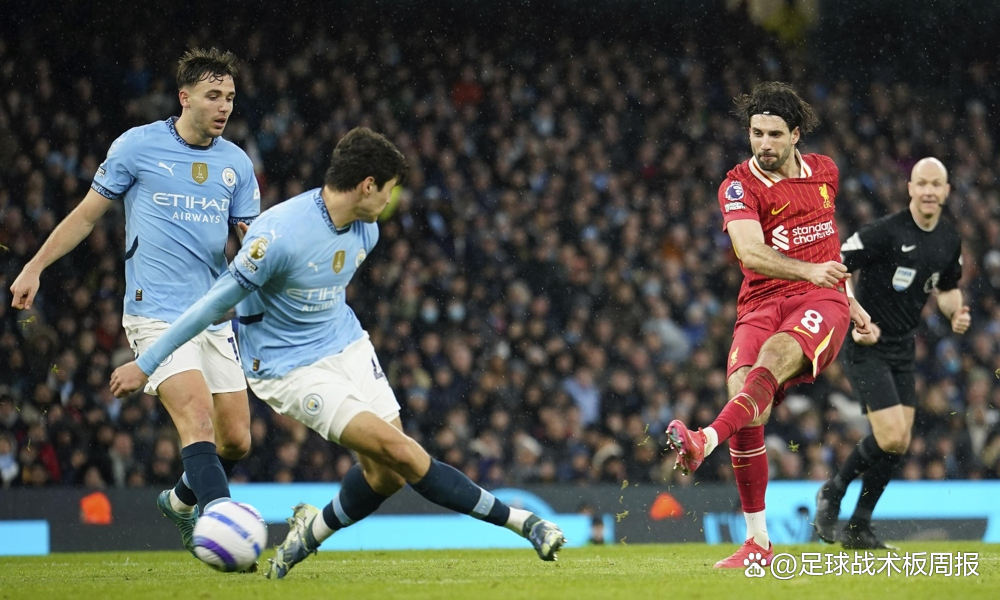 曼城客场告负,陷入晋级危机 曼城客场告负,陷入晋级危机