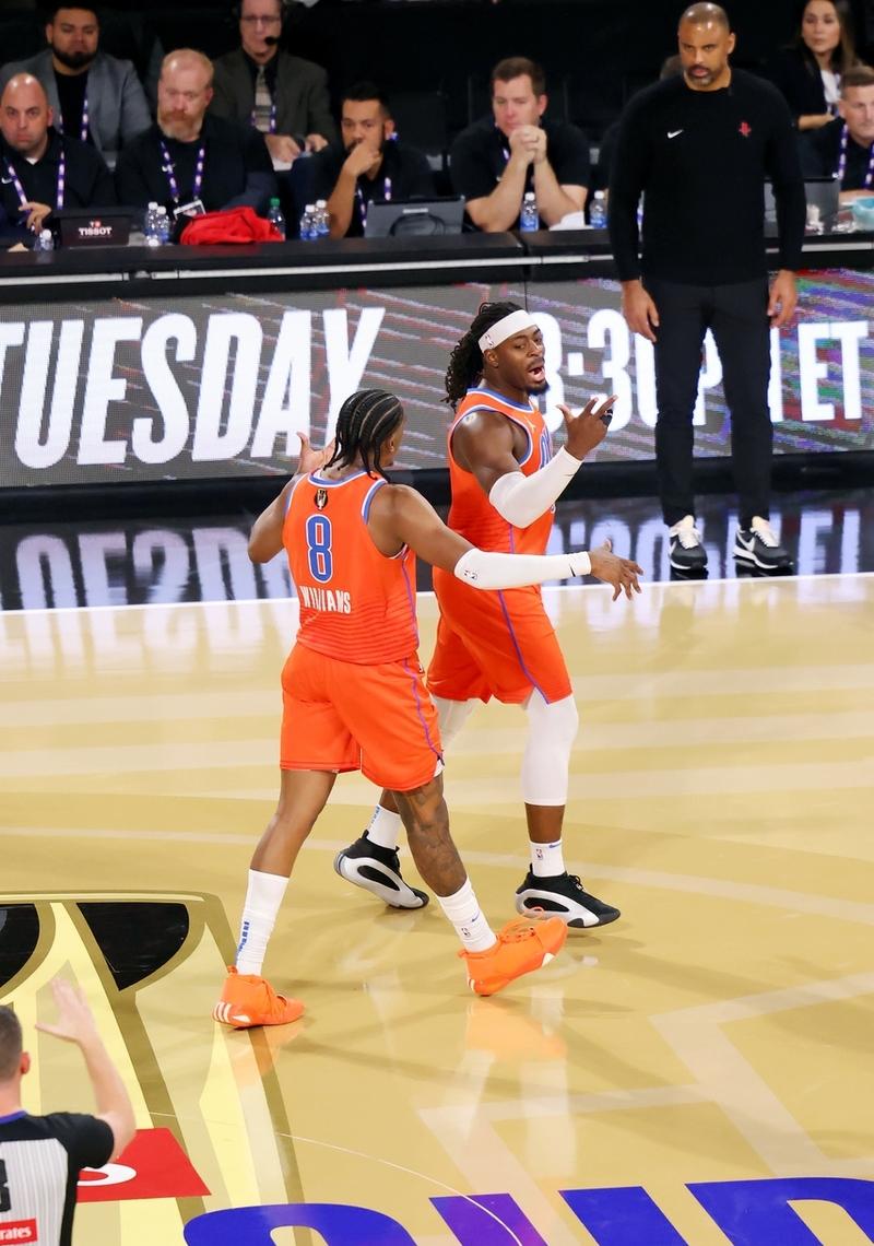 包含威廉姆斯横扫红牛二队,塞恩斯关键制胜的词条 包含威廉姆斯横扫红牛二队,塞恩斯关键制胜的词条