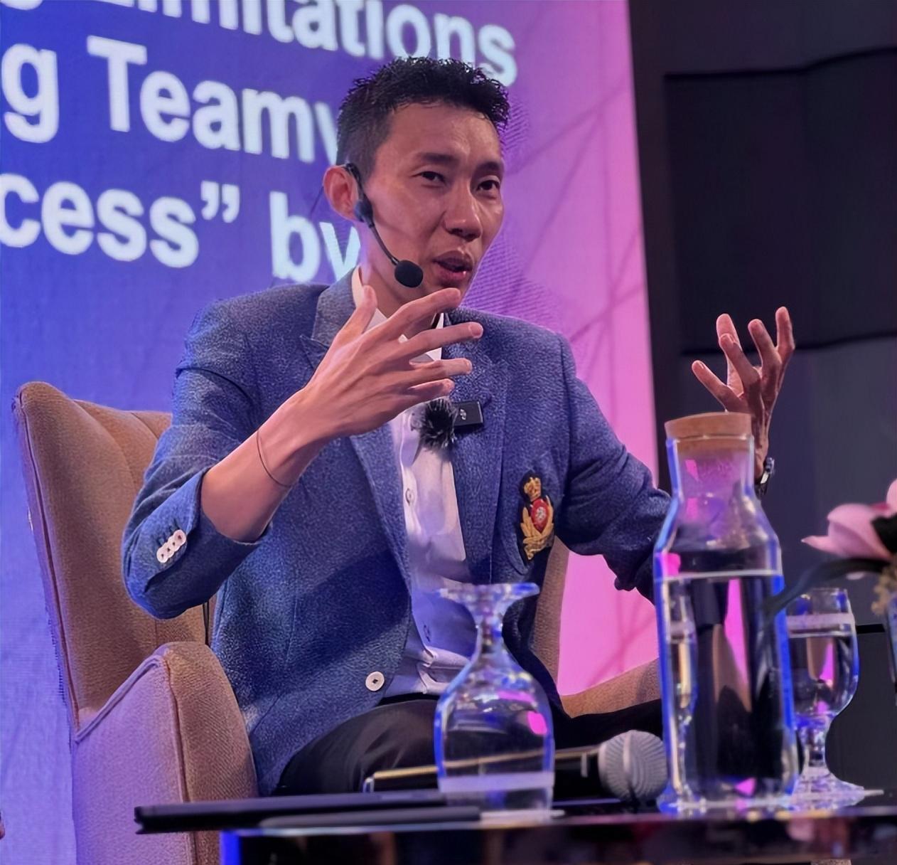 日本羽毛球队轻取马来西亚羽毛球队,李宗伟送出助攻的简单介绍 日本羽毛球队轻取马来西亚羽毛球队,李宗伟送出助攻的简单介绍