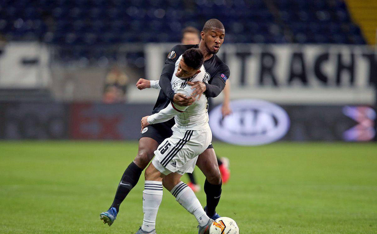 沃尔夫斯堡队在客场战胜对手的简单介绍