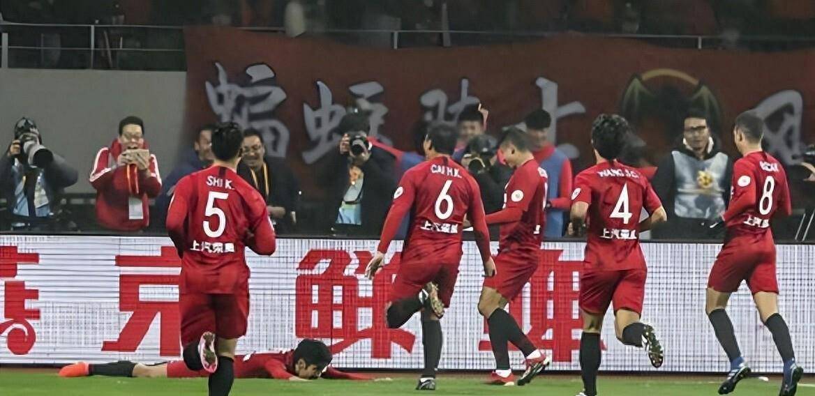 外援神助：首尔FC比击败水原三星蓝翼的简单介绍