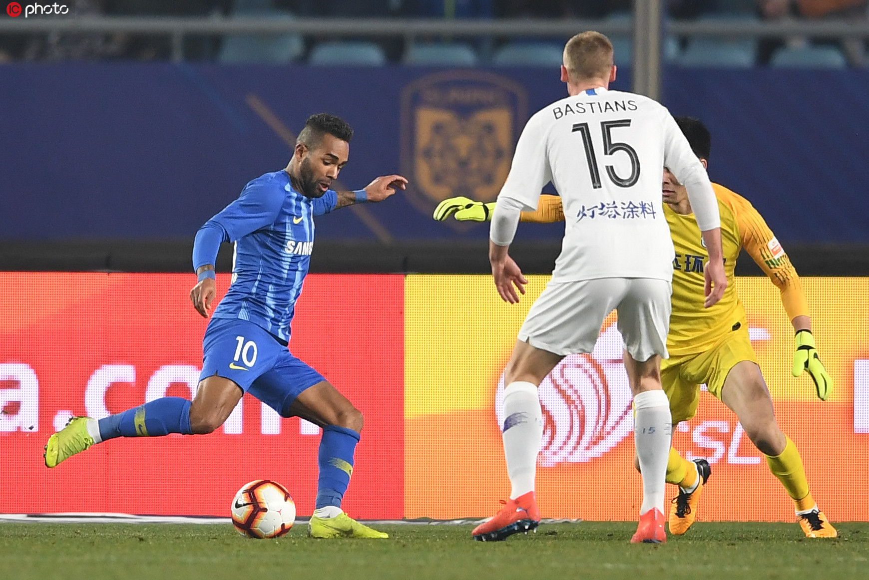 苏宁客场逼平泰达,保持不败记录的简单介绍 苏宁客场逼平泰达,保持不败记录的简单介绍