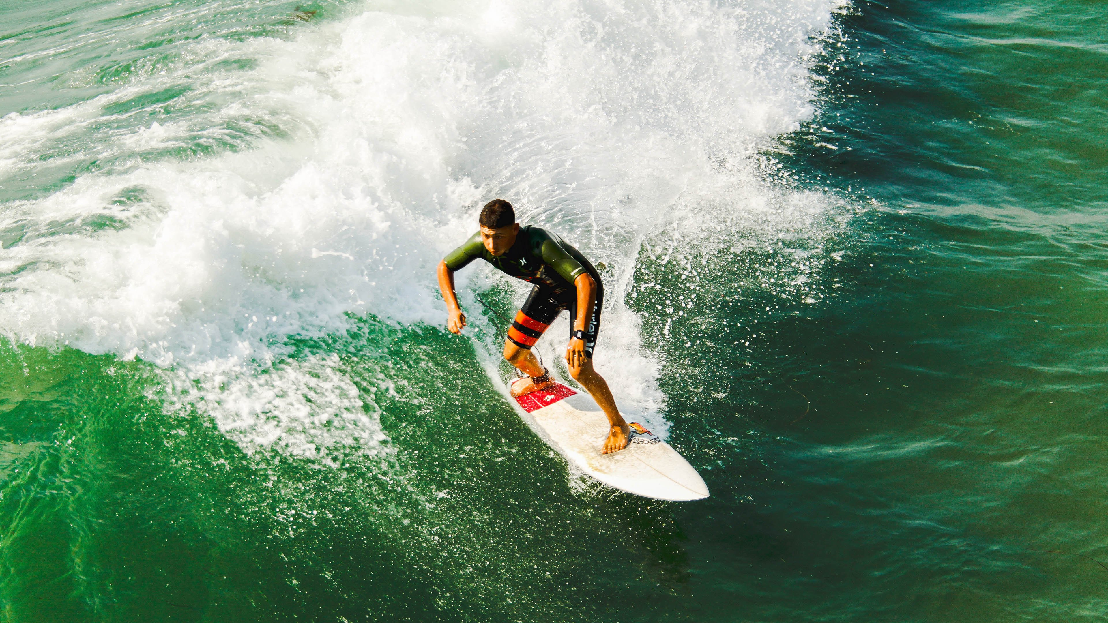 战术变革与关键先生，曼城如何以德式智慧踏平突尼斯防线